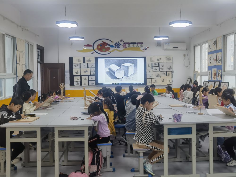 美術社團1.jpg